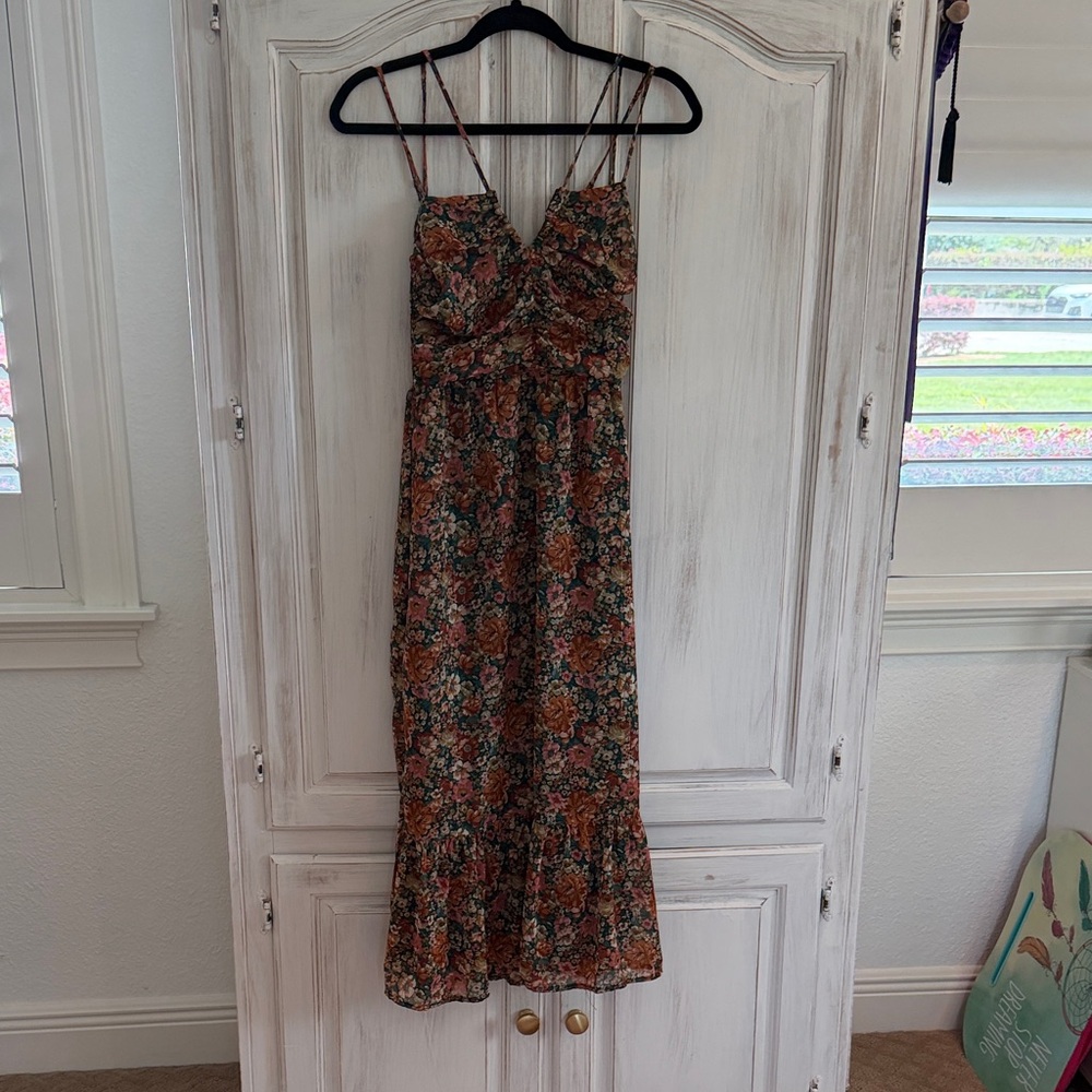 Sadie & Sage Brown Floral Midi Dress